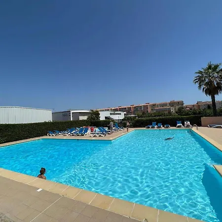 Apartment Studio Cabine Avec Piscine, Lave-linge, Parking Prive, A 200m De La Plage, Quartier Calme - Fr-1-702-66