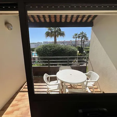 Apartment Studio Cabine Avec Piscine, Lave-linge, Parking Prive, A 200m De La Plage, Quartier Calme - Fr-1-702-66 Agde