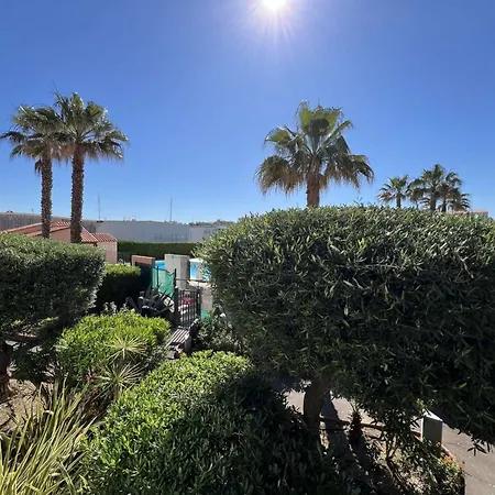 Studio Cabine Avec Piscine, Lave-linge, Parking Prive, A 200m De La Plage, Quartier Calme - Fr-1-702-66 * Agde